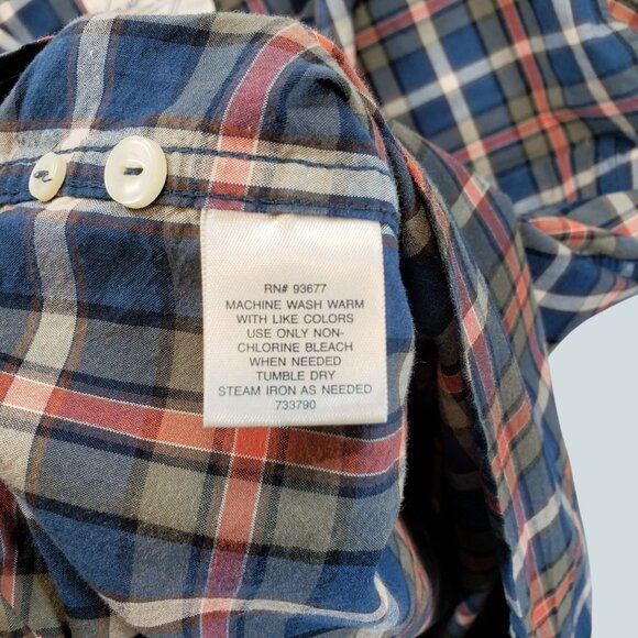 St. John's Bay men's long-sleeve button-down shirt Classic Fit Size L - Picture 11 of 11